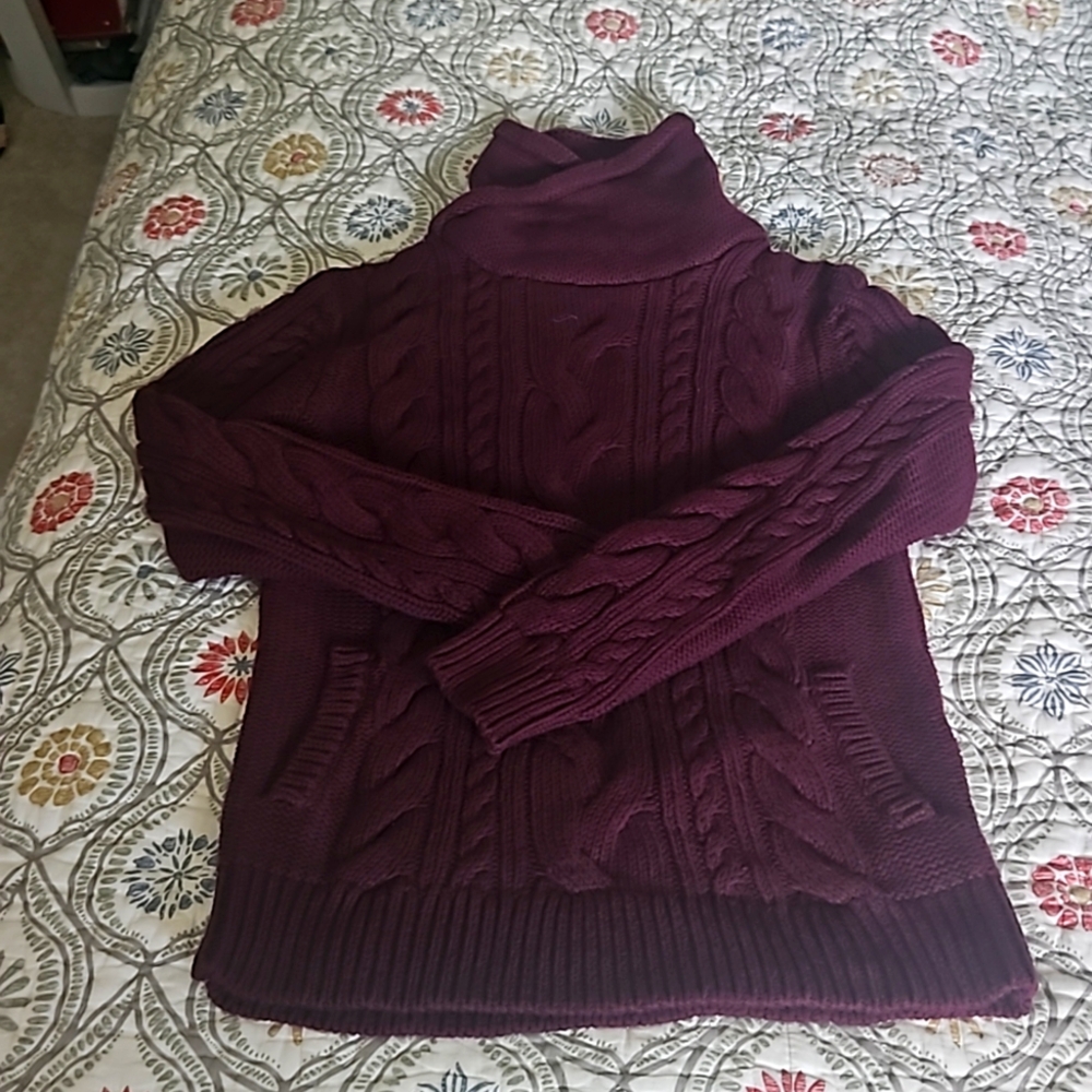 Womens llbean small sweater .